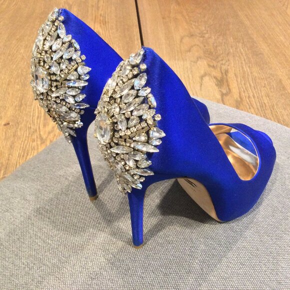 Badgley Mischka Women's Kiara Peep Toe Satin Platform High-Heel Pumps - Picture 3 of 11